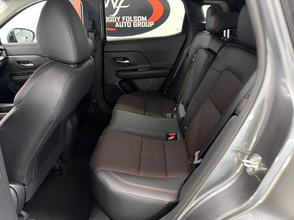 New 2026 Gray Nissan SR image 13