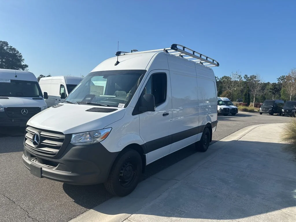 New 2026  Mercedes-Benz Ranger Contractor PKG/Roof Rack image 3
