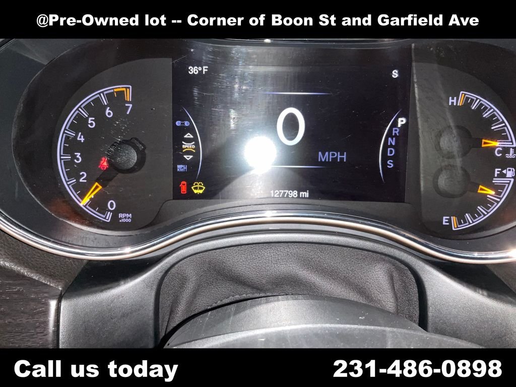 Used 2015 Red Jeep Laredo image 22