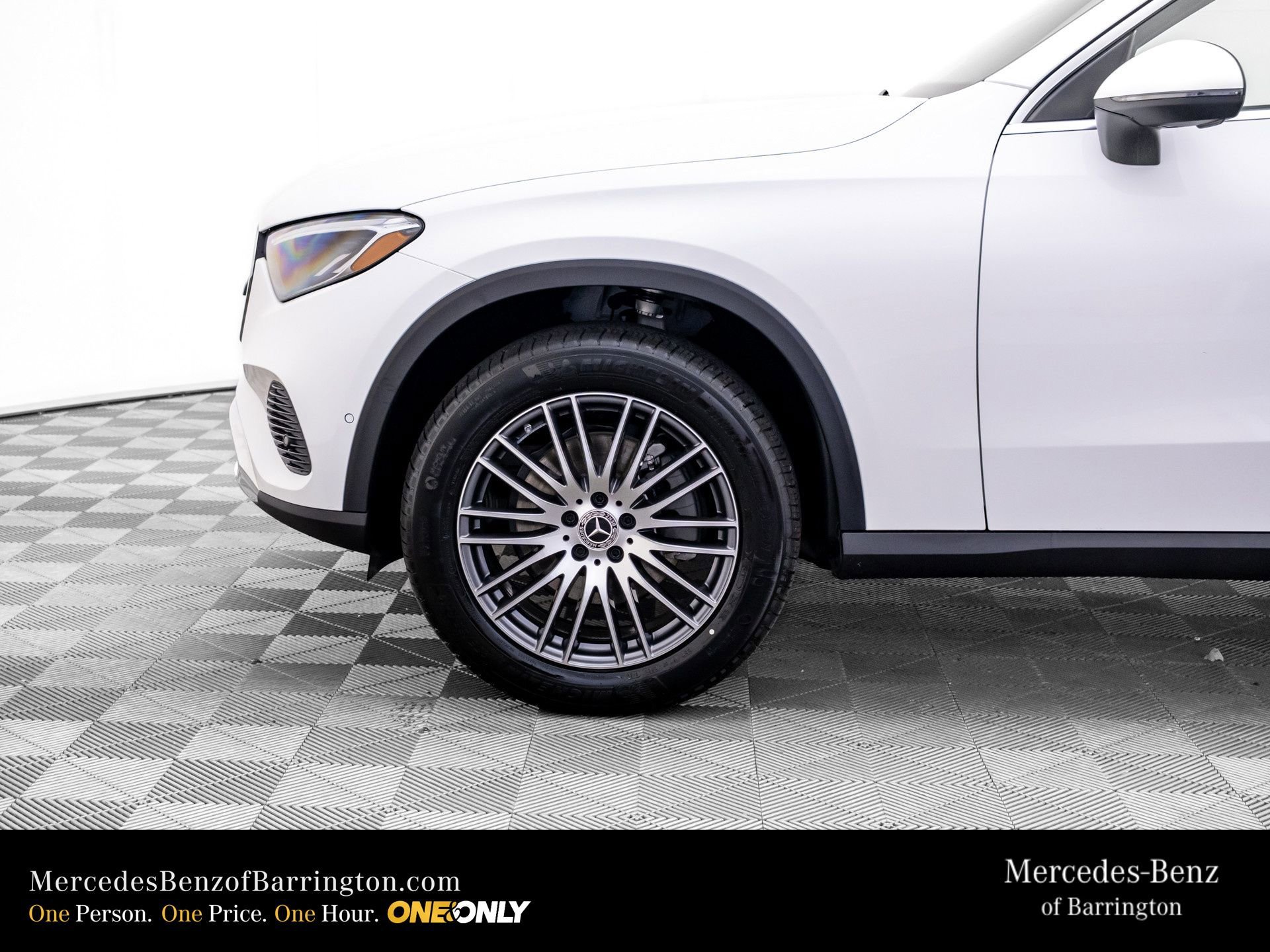 New 2026 Polar White Mercedes-Benz GLC 300 image 77