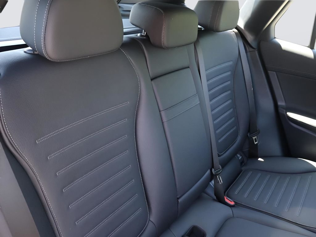 2025 Mercedes-Benz GLC AMG GLC43 - Photo 15