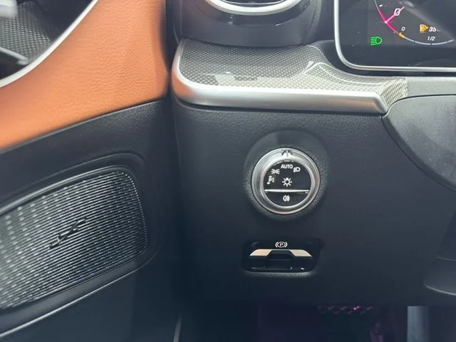 New 2026  Mercedes-Benz C 300 image 35