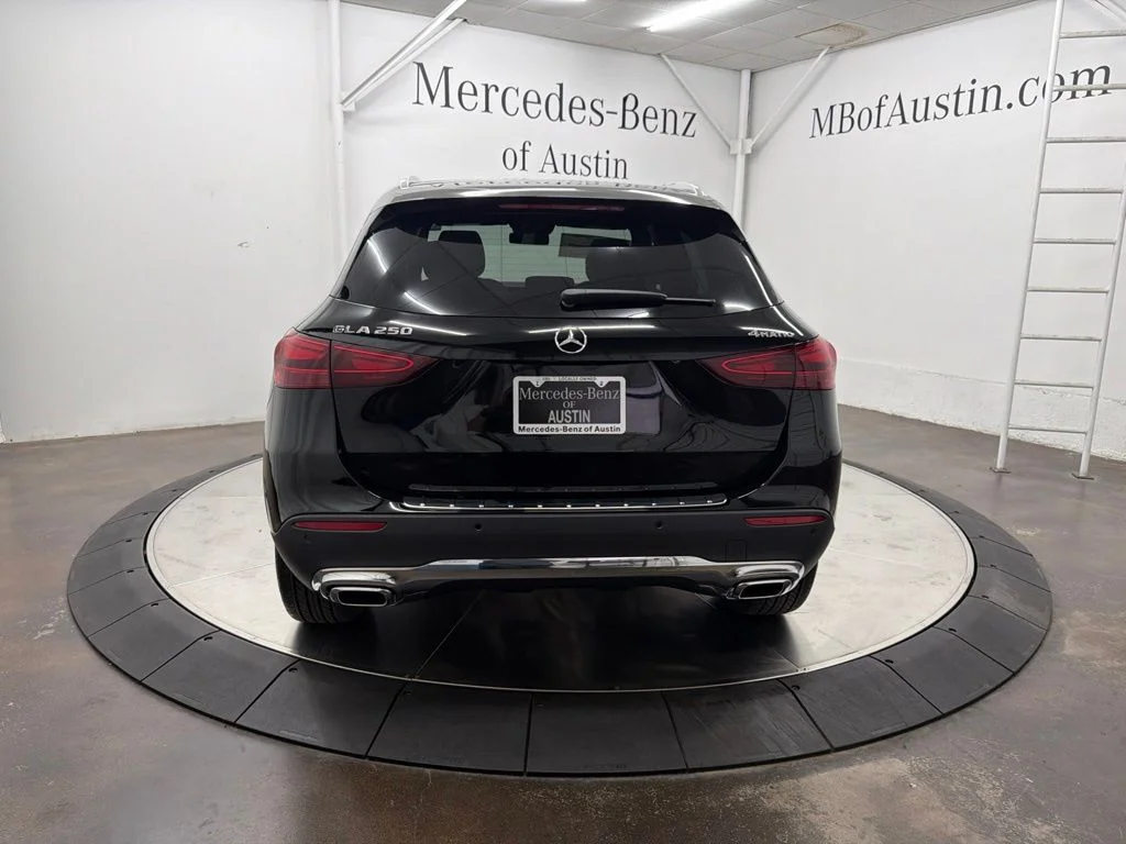 New 2026 Black Mercedes-Benz GLA 250 image 6