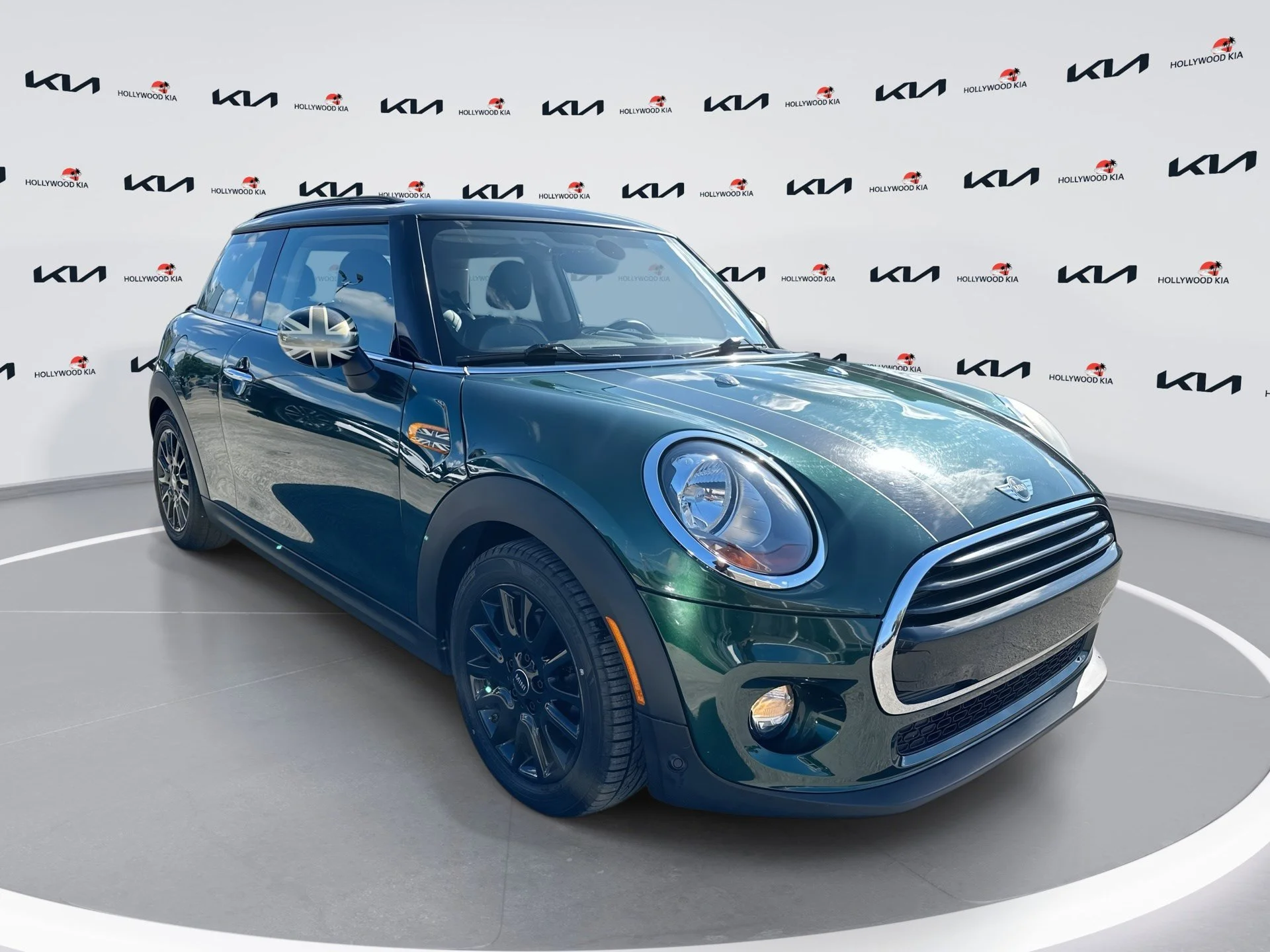 2017 MINI Cooper