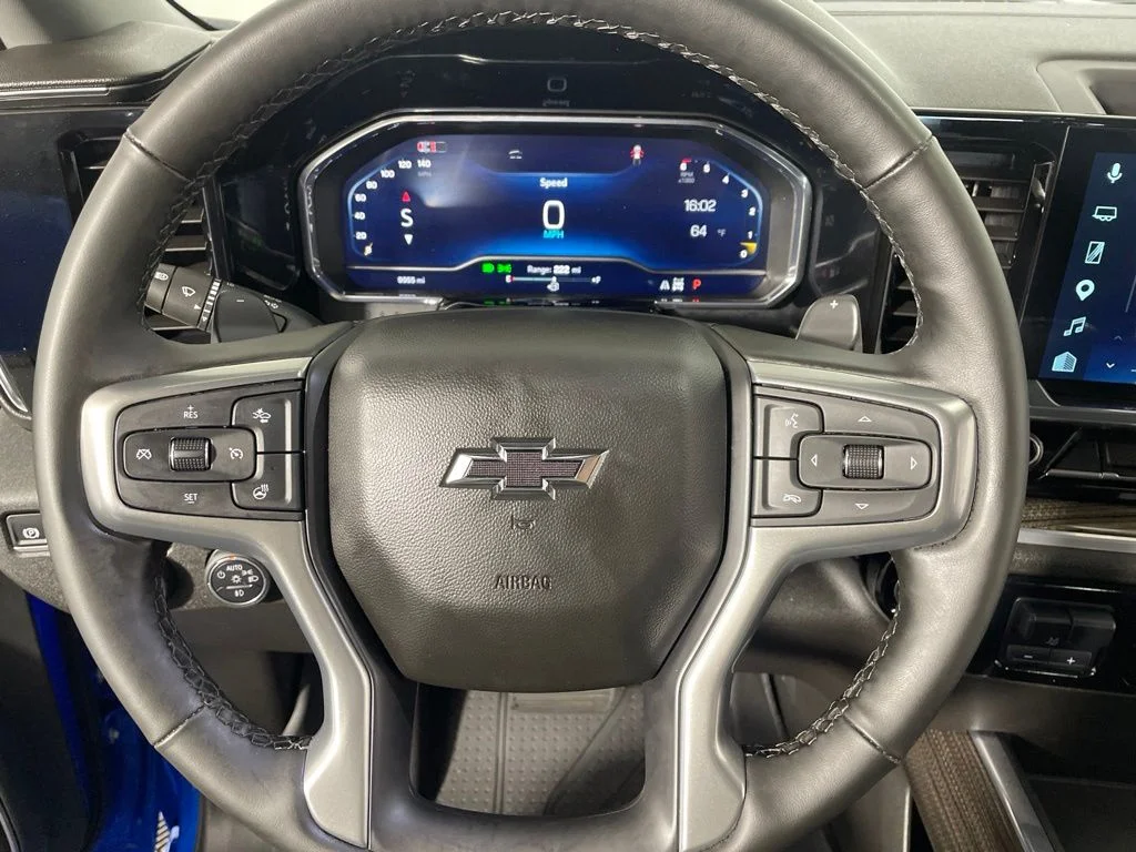 Used 2025 Blue Chevrolet RST image 15