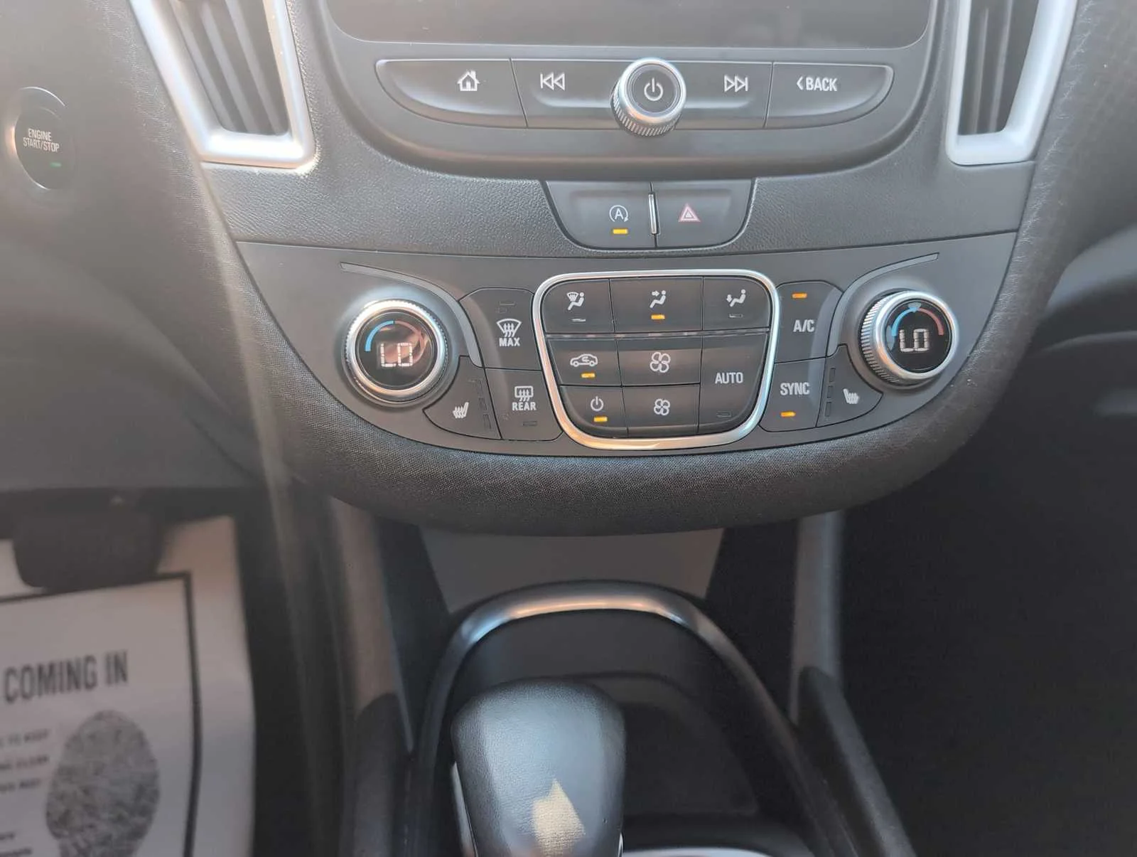 Used 2024 Summit White Chevrolet 1LT image 17