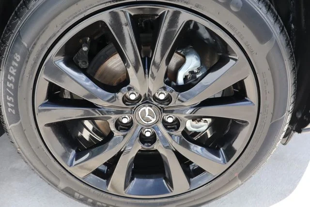 Used 2025 Gray Metallic Mazda 2.5 S Carbon Edition image 45