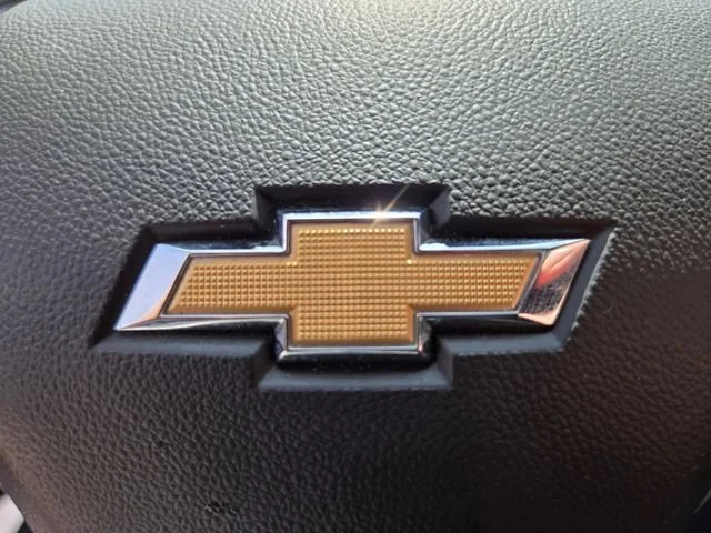 Used 2024 Sterling Gray Metallic Chevrolet 2LT image 34