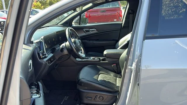 Used 2023 Gray Kia X-Line image 10