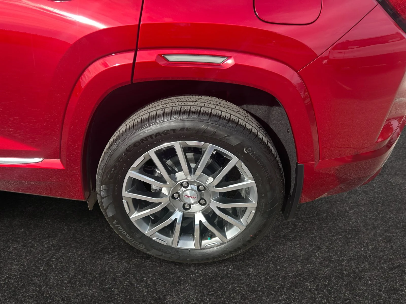 New 2027 Volcanic Red Tintcoat GMC AWD Denali image 9