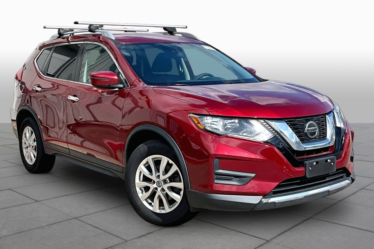 Used 2019 Scarlet Ember Tintcoat Nissan SV image 3
