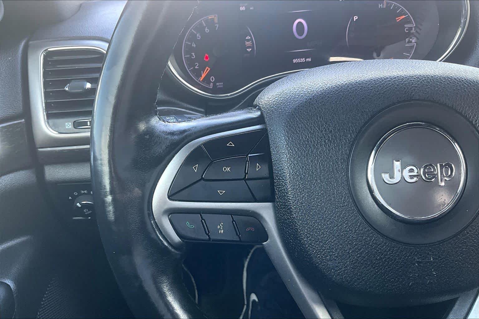 Used 2018 Rhino Clear Coat Jeep Altitude image 24