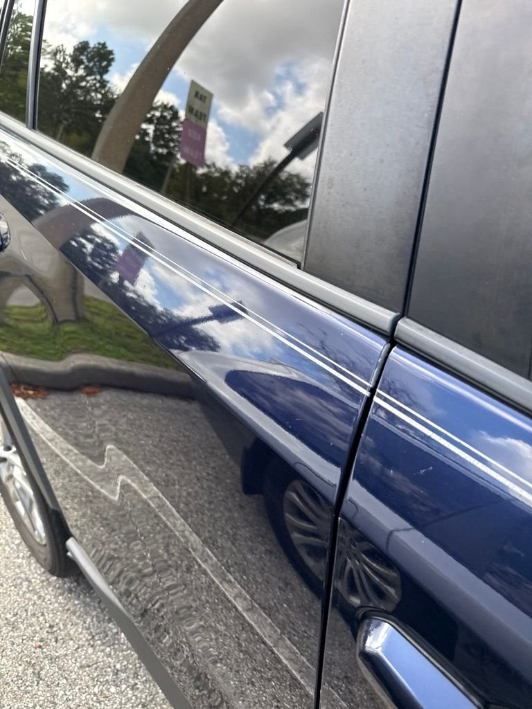 Used 2021  Toyota XLE Premium image 13