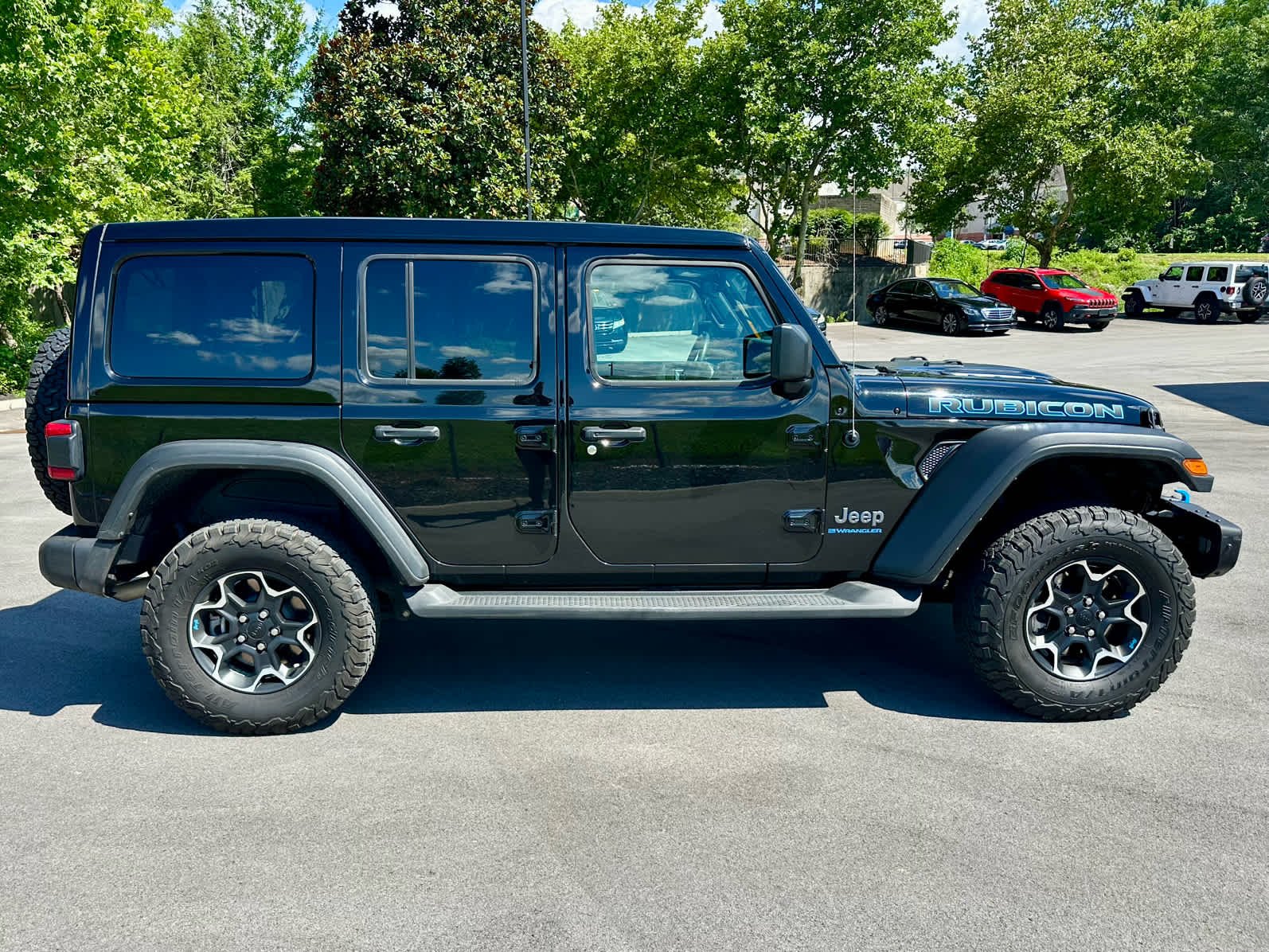Used 2023 Black Clearcoat Jeep Rubicon image 4