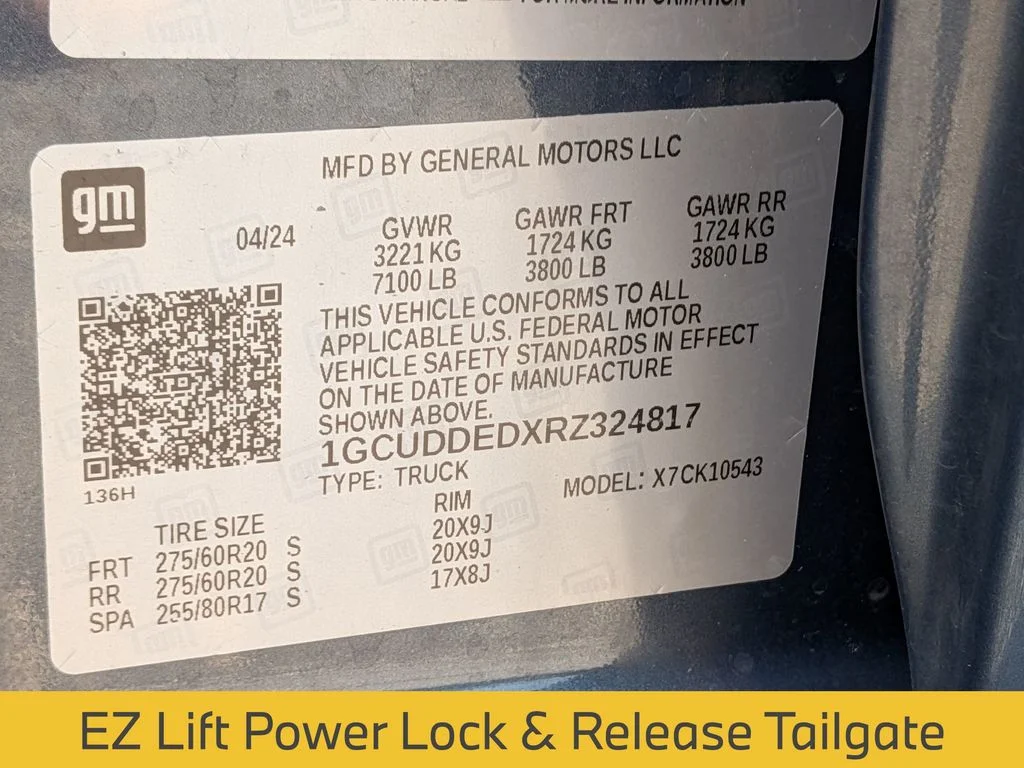 Used 2024 Blue Chevrolet LT image 31