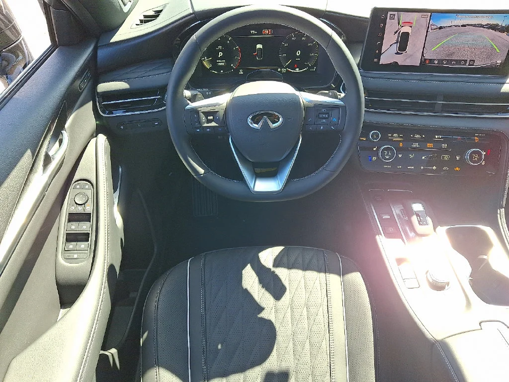 New 2027 Gray INFINITI AUTOGRAPH image 7