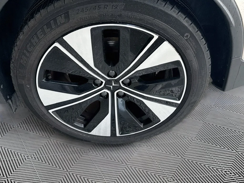 Used 2024  Polestar Long Range Single Motor image 35