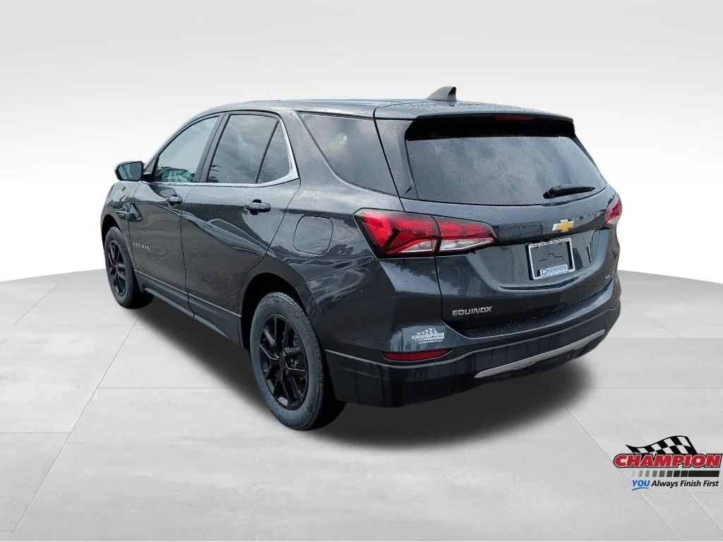 Used 2023 Gray Chevrolet LT image 4