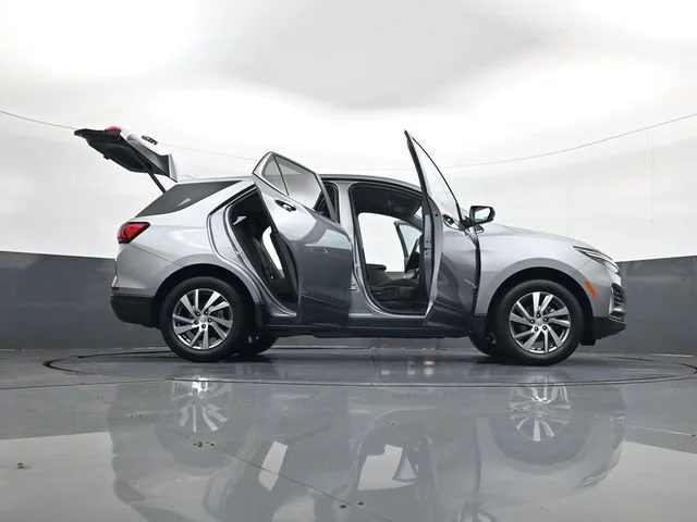 2024 Chevrolet Equinox LT - Photo 33