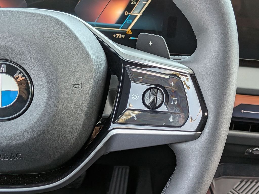 New 2026 Skyscraper Grey Metallic BMW 30 xDrive image 33