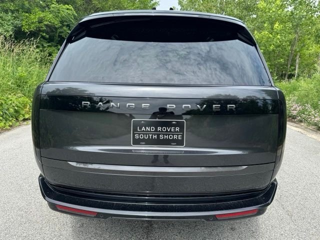 New 2026 Carpathian Grey LAND ROVER SE image 6