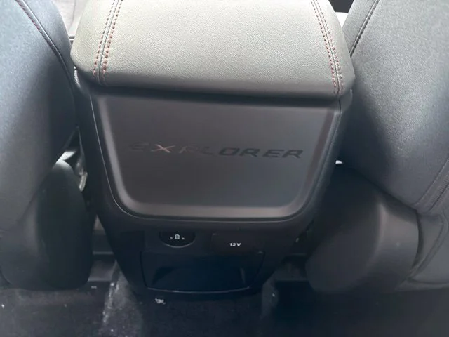 New 2026 Agate Black Metallic Ford Active image 31