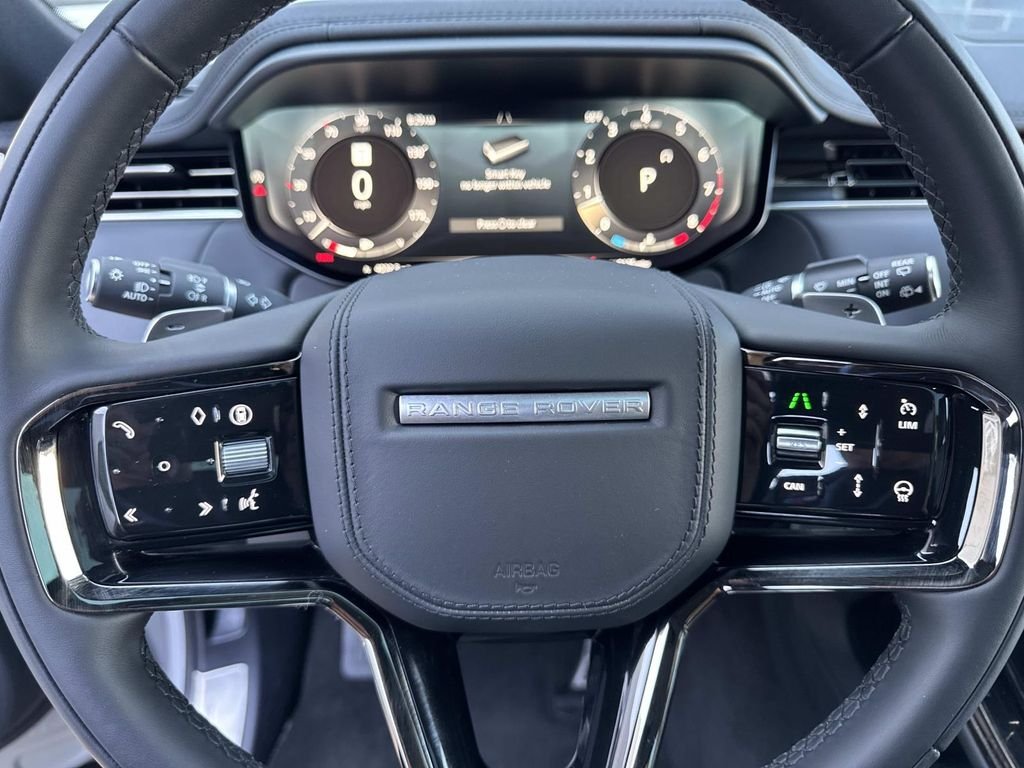 Used 2025 Gray Land Rover Dynamic SE image 27