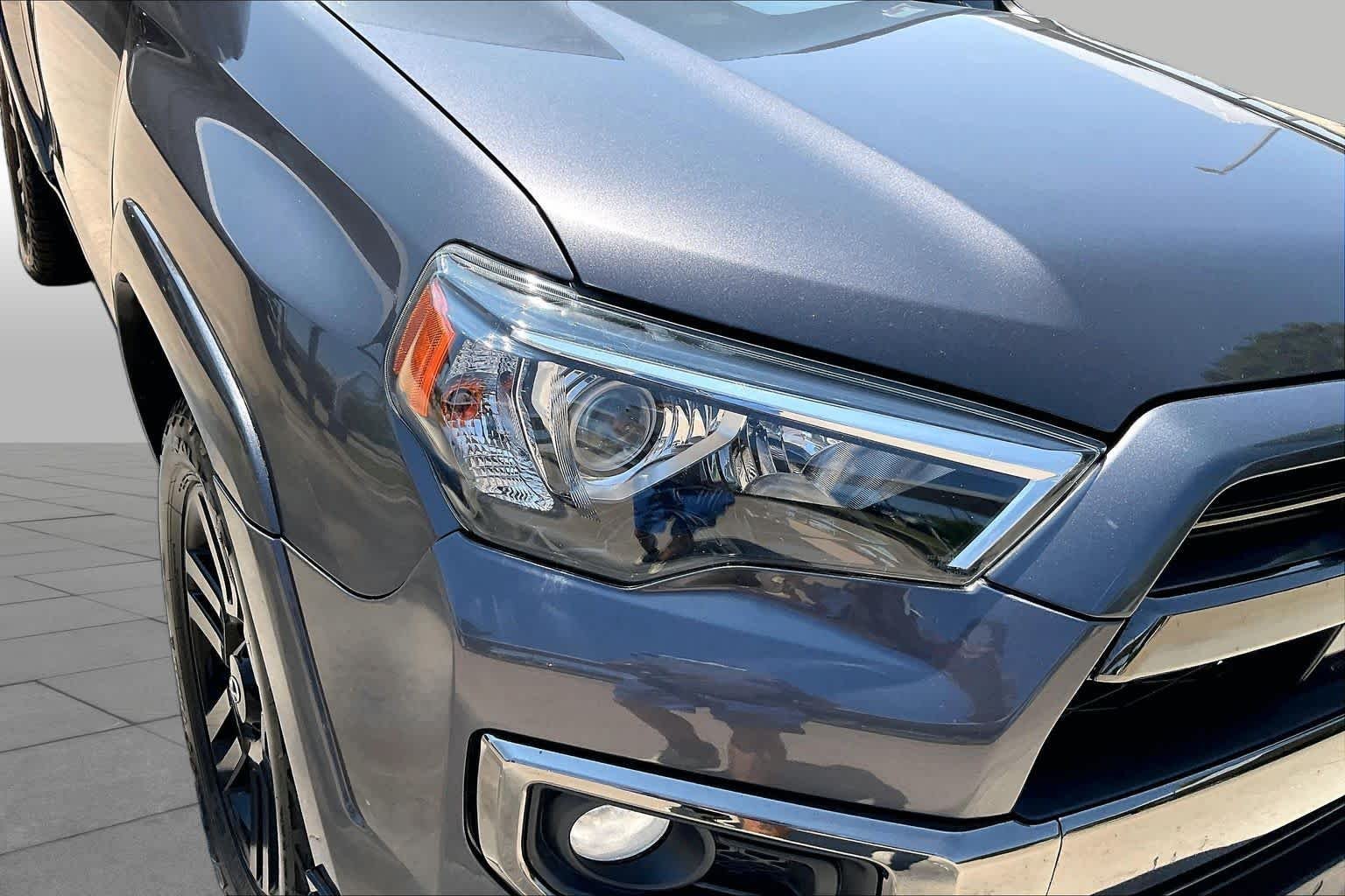 Used 2020 Magnetic Gray Metallic Toyota Limited image 26