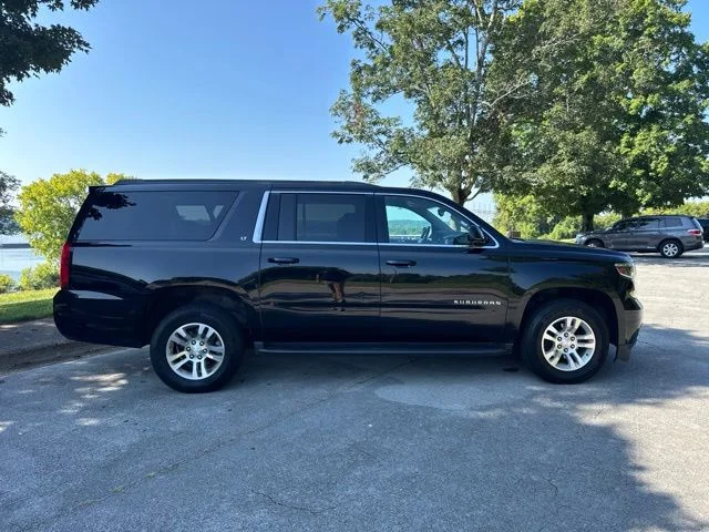 Used 2019 Black Chevrolet LT image 9