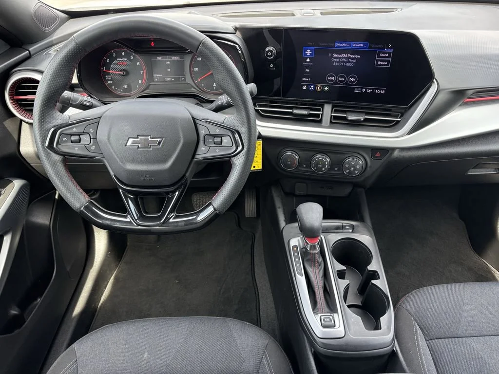 Used 2024 Summit White Chevrolet 1RS image 3