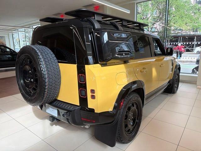 New 2026 Deep Sandglow Yellow Land Rover Trophy Edition Deep Sandglow image 5