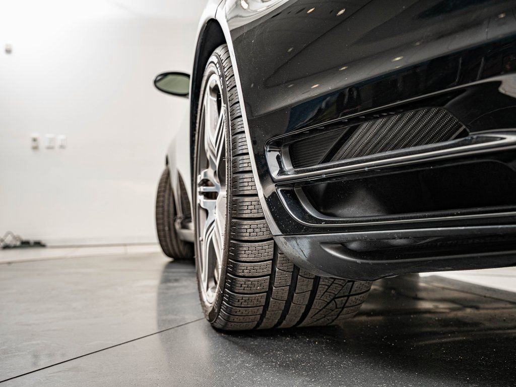 Used 2008 Black Porsche Turbo image 53