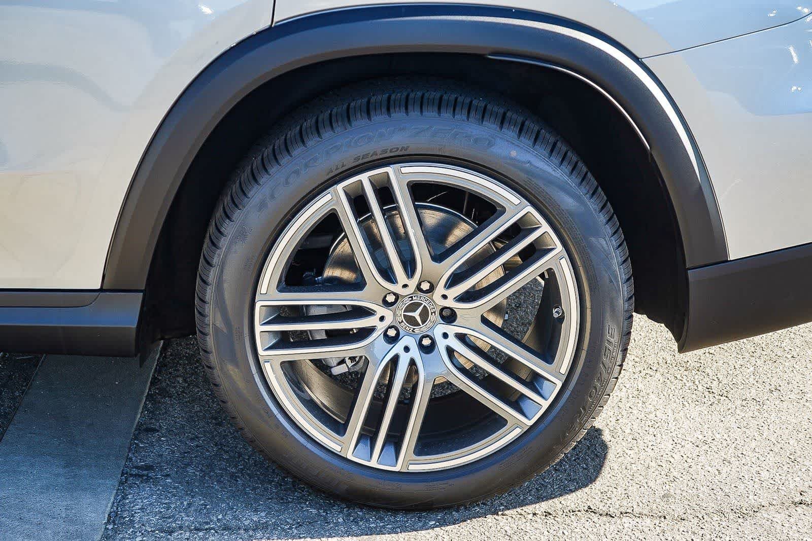New 2026 Cirrus Silver Metallic Mercedes-Benz GLS 450 image 11