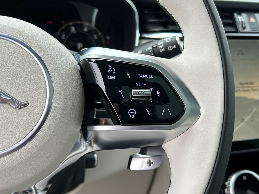 2026 Jaguar F-Pace R-Dynamic S - Photo 14