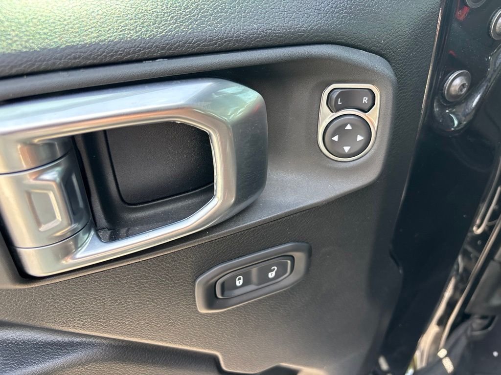 Certified Used 2022 Black Jeep Unlimited Sport S image 25