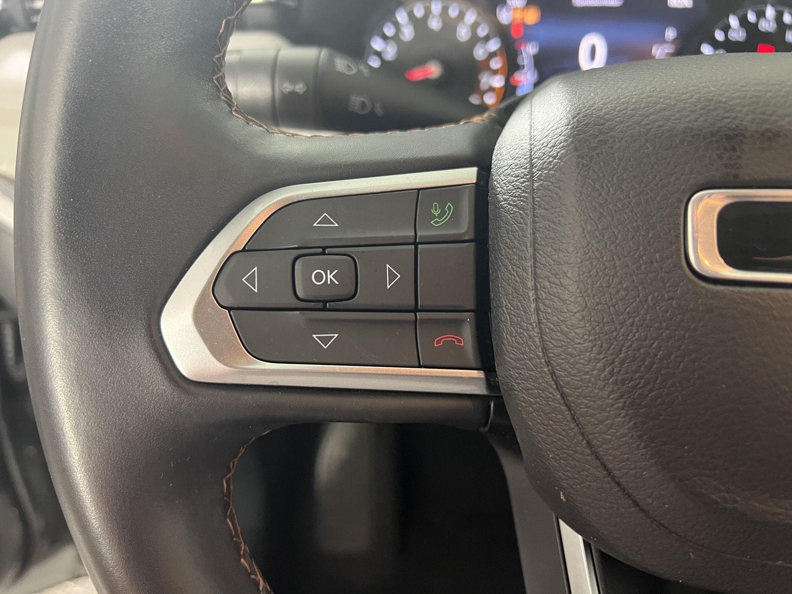 Used 2022 Sting-Gray Clearcoat Jeep Limited image 15