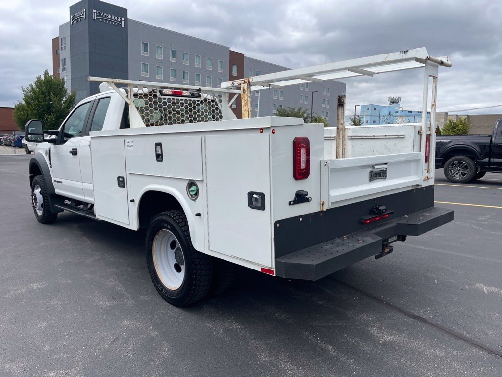 Used 2021 White Ford XL image 16