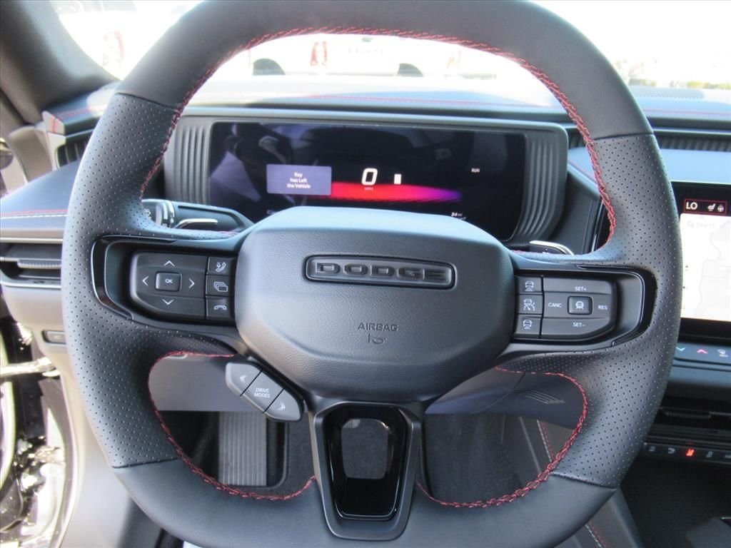 New 2026 Diamond Black Crystal Pearlcoat Dodge R/T image 19