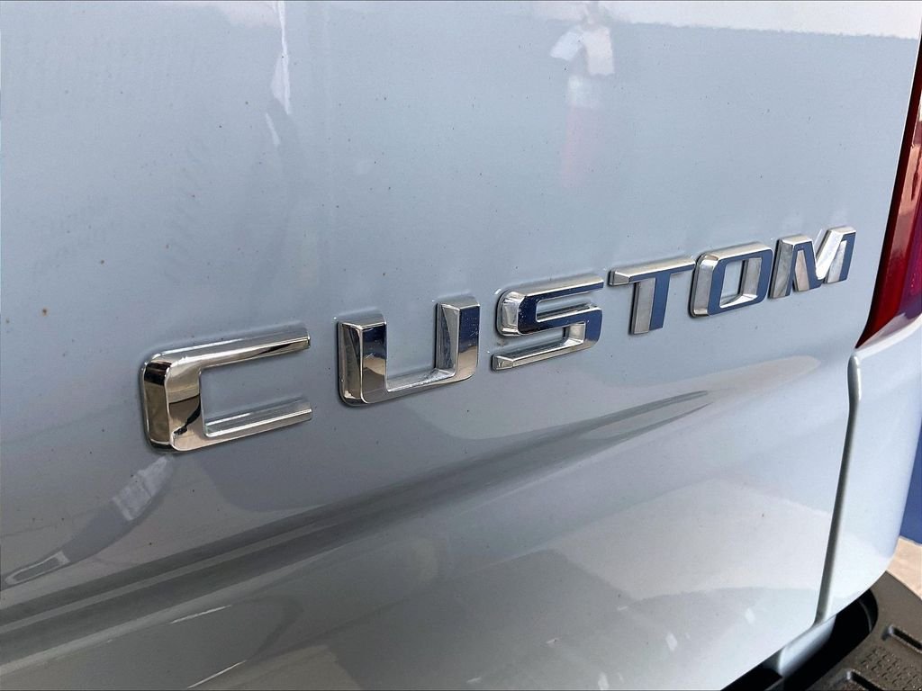 Used 2024 Gray Chevrolet Custom image 28