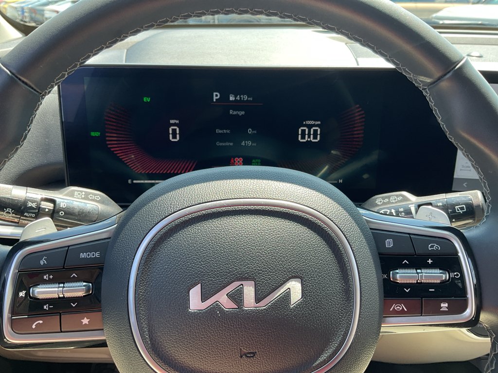 Certified Used 2025 Mineral Blue Kia EX image 32