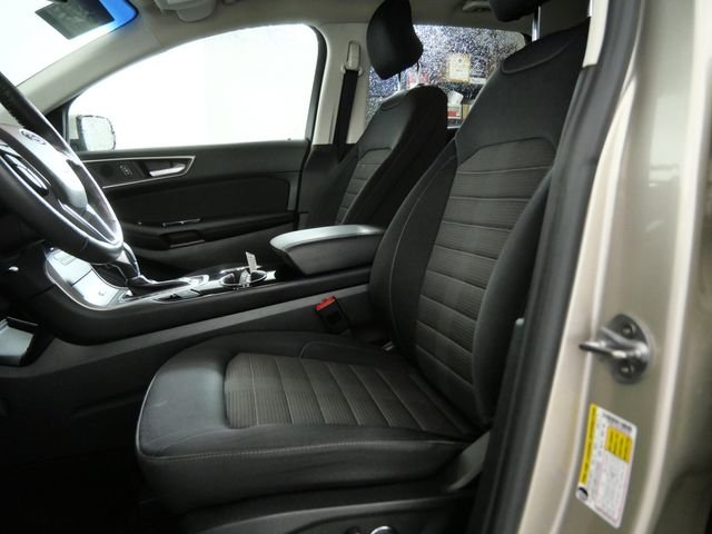 Certified Used 2018 Gold Ford SEL image 17