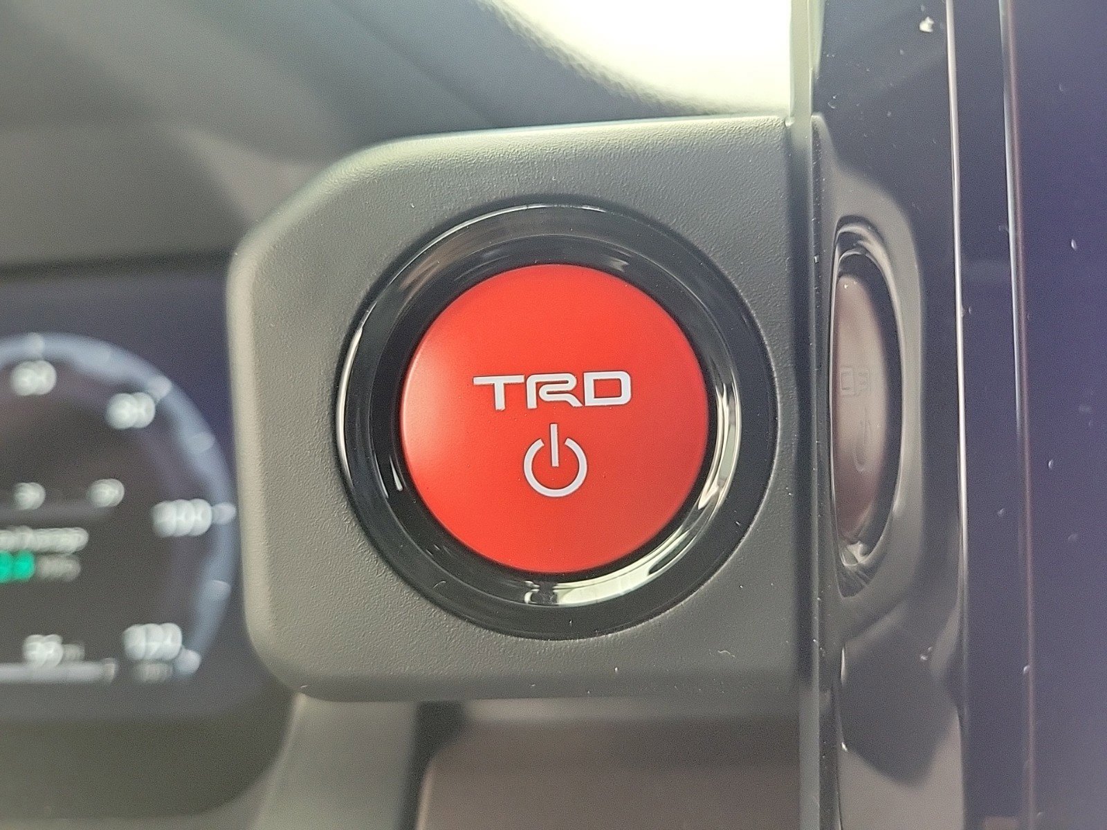 2025 Toyota Tacoma TRD Off Road - Photo 32