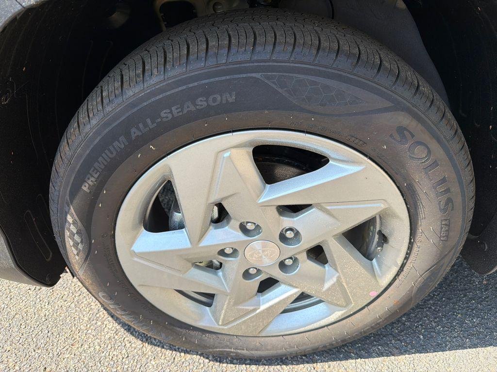 New 2026 Gray Hyundai SE FWD image 11