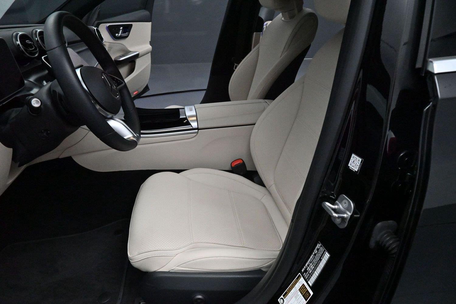 Used 2025 Black Mercedes-Benz C 300 image 14