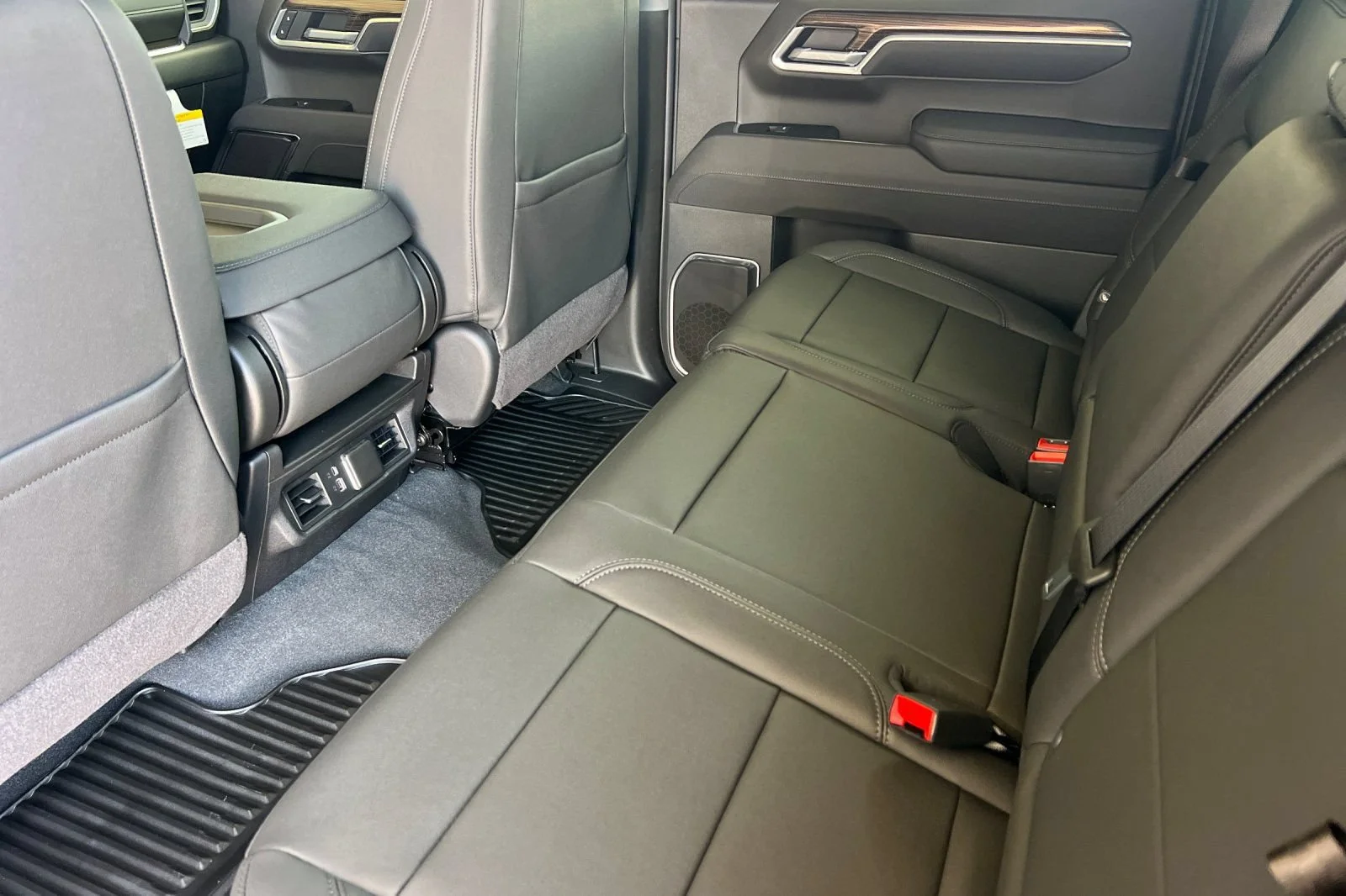 New 2026 Sterling Gray Metallic Chevrolet LT image 12
