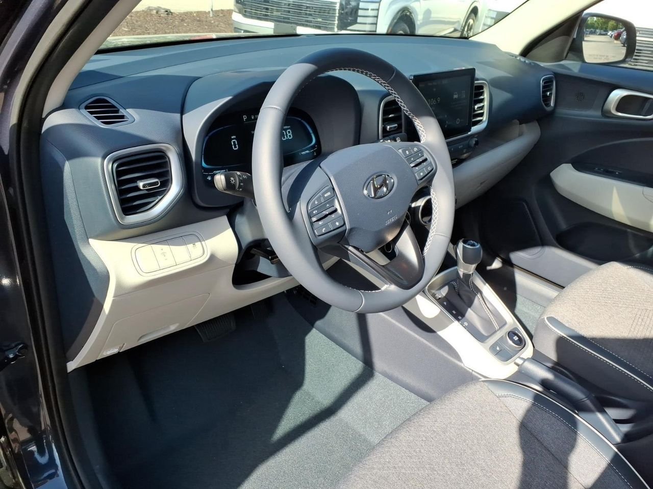 New 2026 Denim w/White Roof Hyundai SEL w/Two-Tone Roof image 26