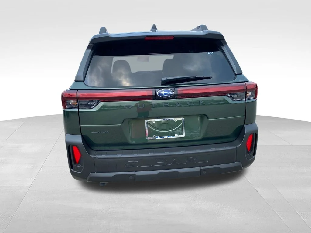New 2026 DEEP EMERALD GREEN PEARL Subaru Limited image 4