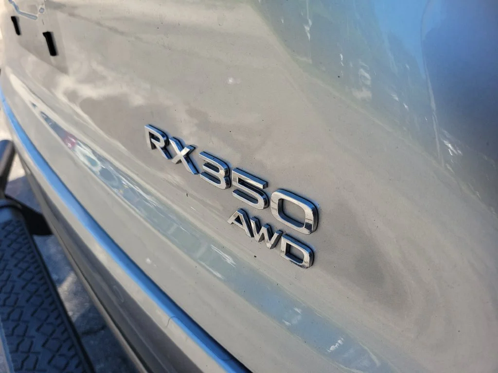Used 2023 Silver Lexus 350 Premium image 9