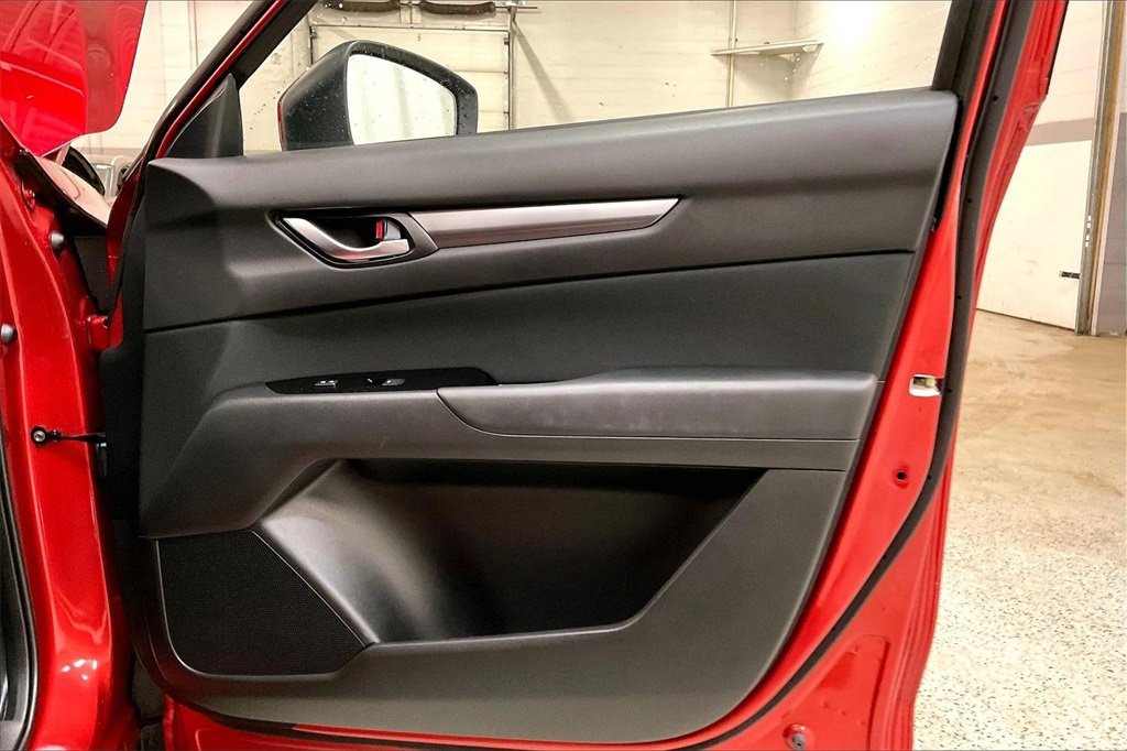 2023 MAZDA CX-5 - Image 21