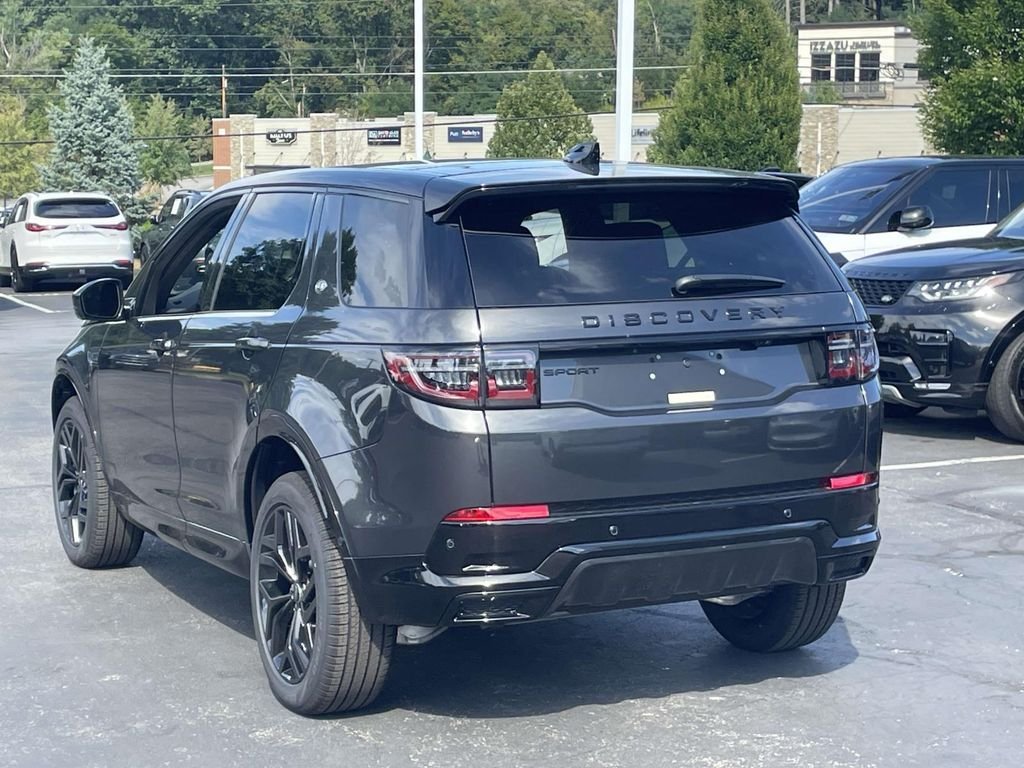 New 2026 Carpathian Grey Land Rover Landmark image 9
